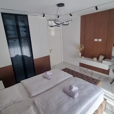 Crystal Coast F57 Golem (Tirana)