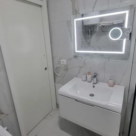 Crystal Coast F57 Apartment