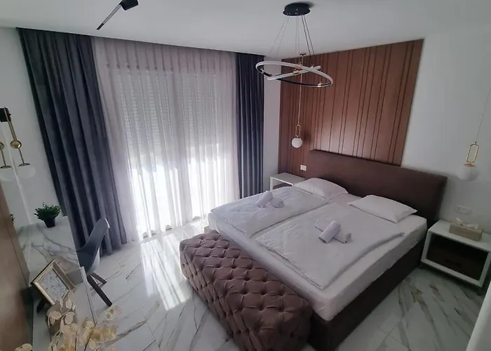 Crystal Coast F57 Lägenhet Golem (Tirana)